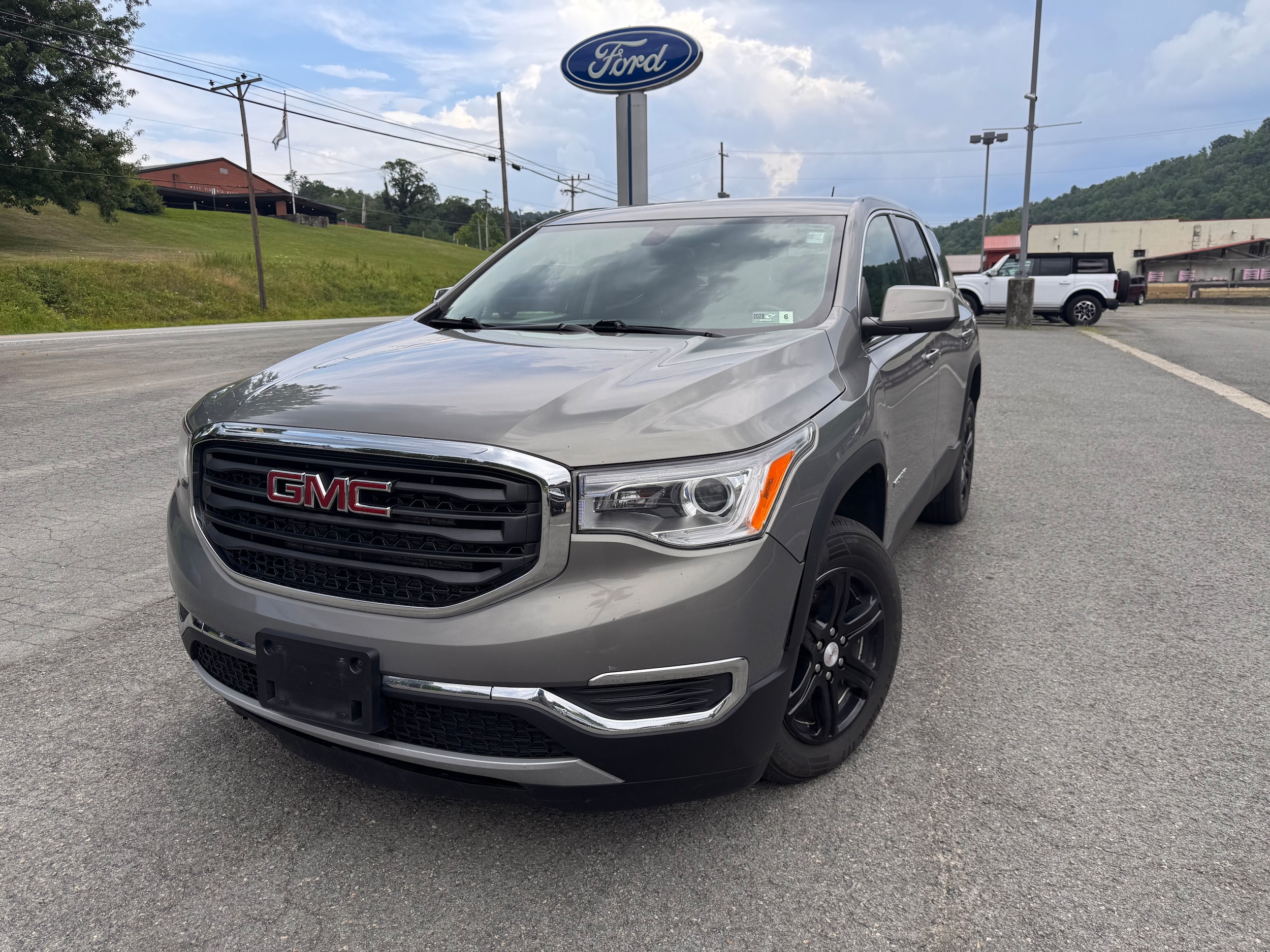 Used 2019 GMC Acadia SLE-1 with VIN 1GKKNRLS4KZ153432 for sale in Gassaway, WV