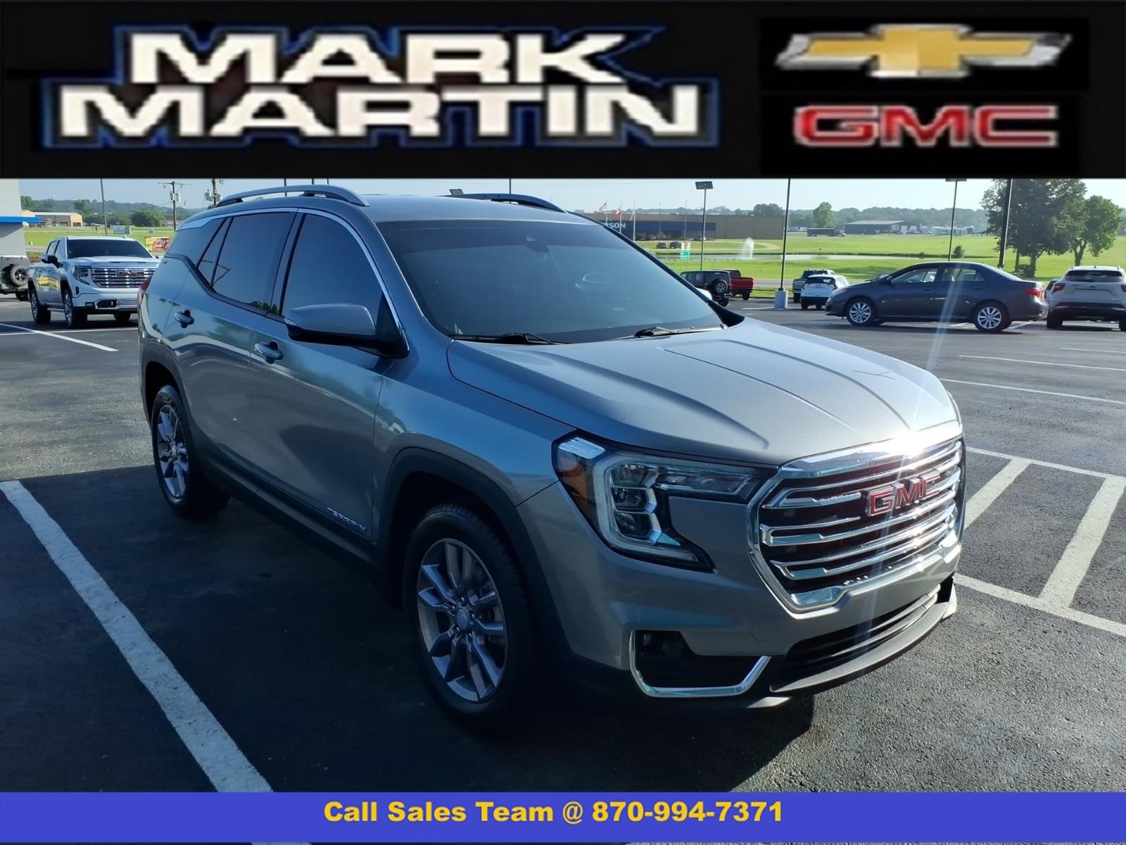 2023 GMC Terrain SLT AWD's photo
