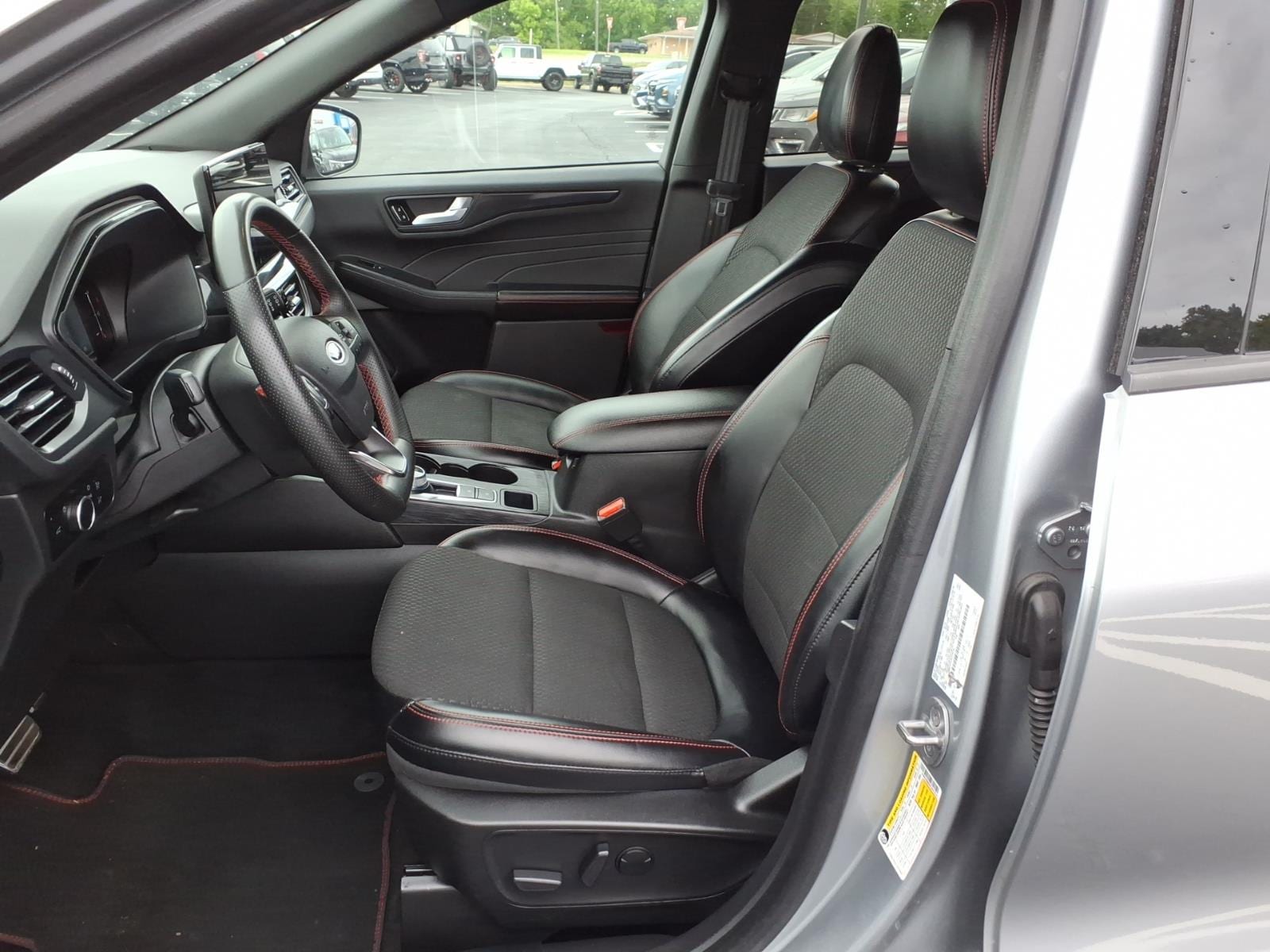 2023 Ford Escape ST-Line - Photo 12
