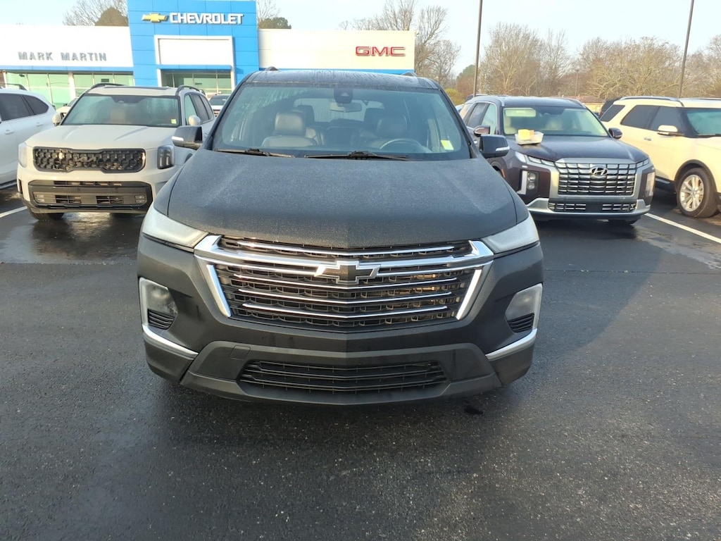 Used 2023 Chevrolet Traverse LT Cloth SUV