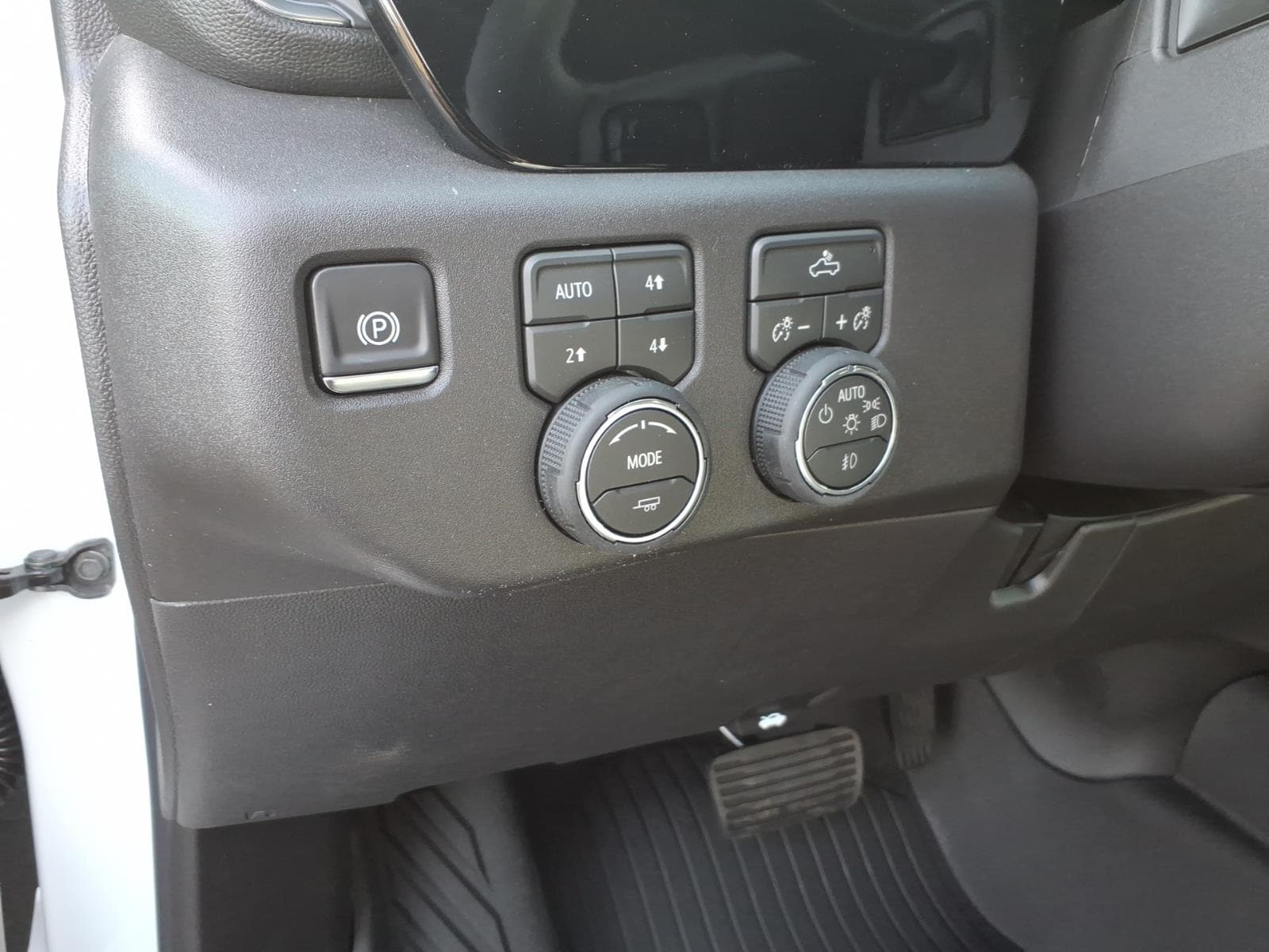 2026 Chevrolet Silverado 1500 LT Trail Boss - Photo 14