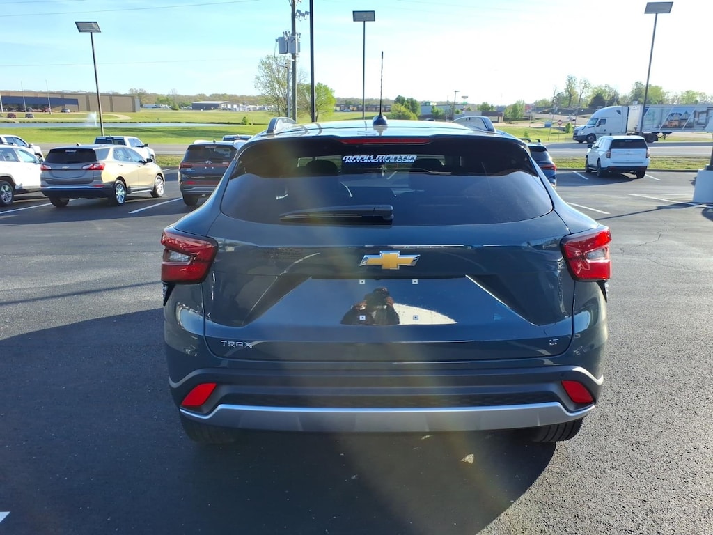 New 2026 Chevrolet Trax LT SUV