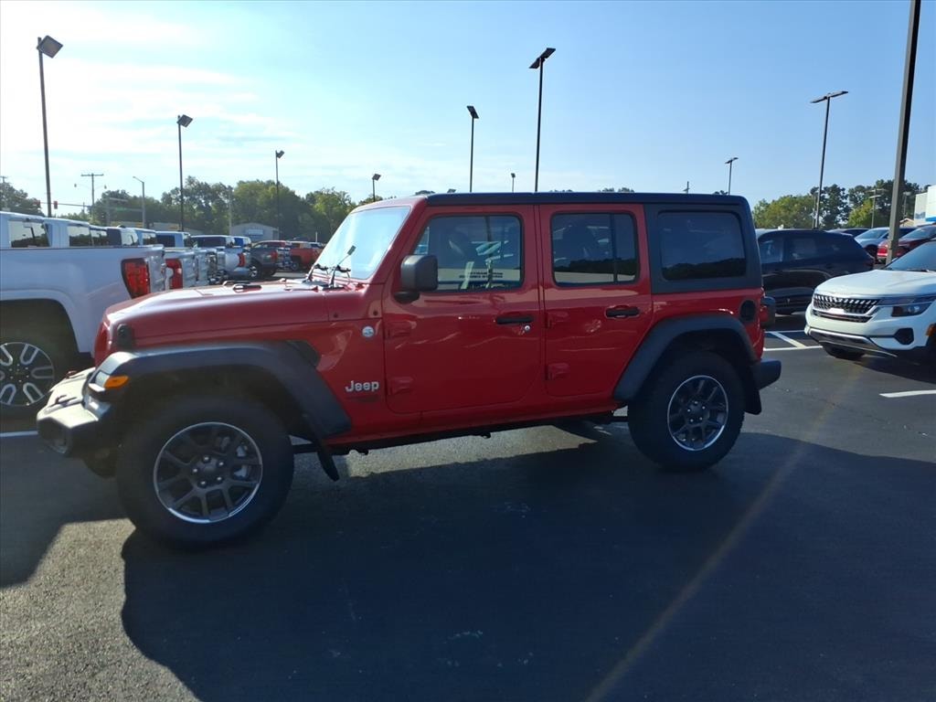 Used 2018 Jeep Wrangler Unlimited Sport S