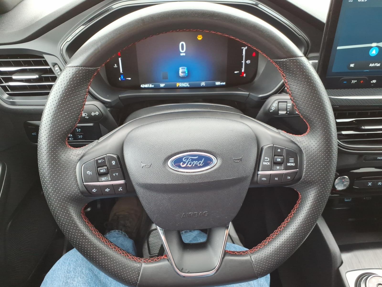 2023 Ford Escape ST-Line - Photo 21
