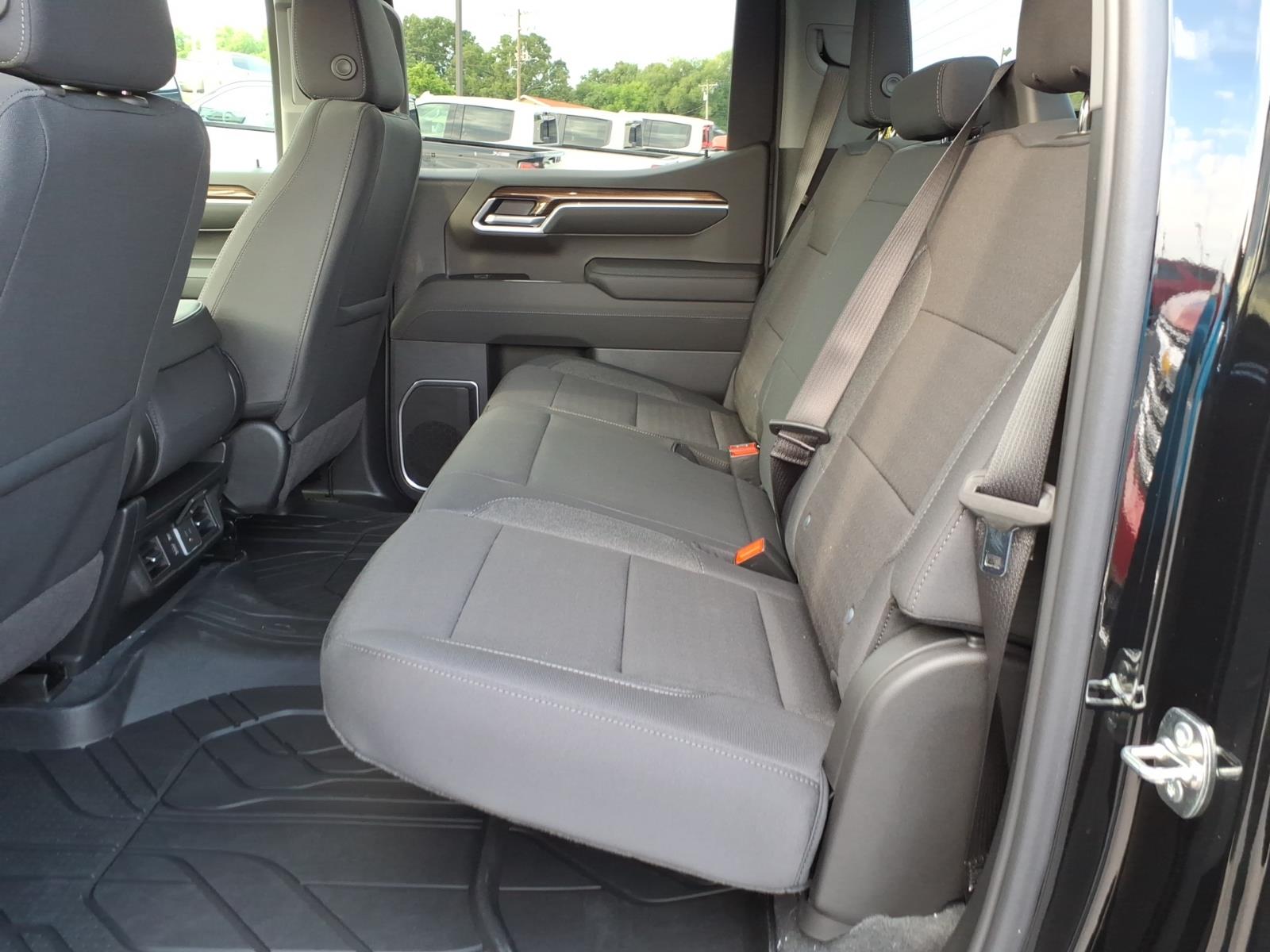 2026 Chevrolet Silverado 1500 RST - Photo 9