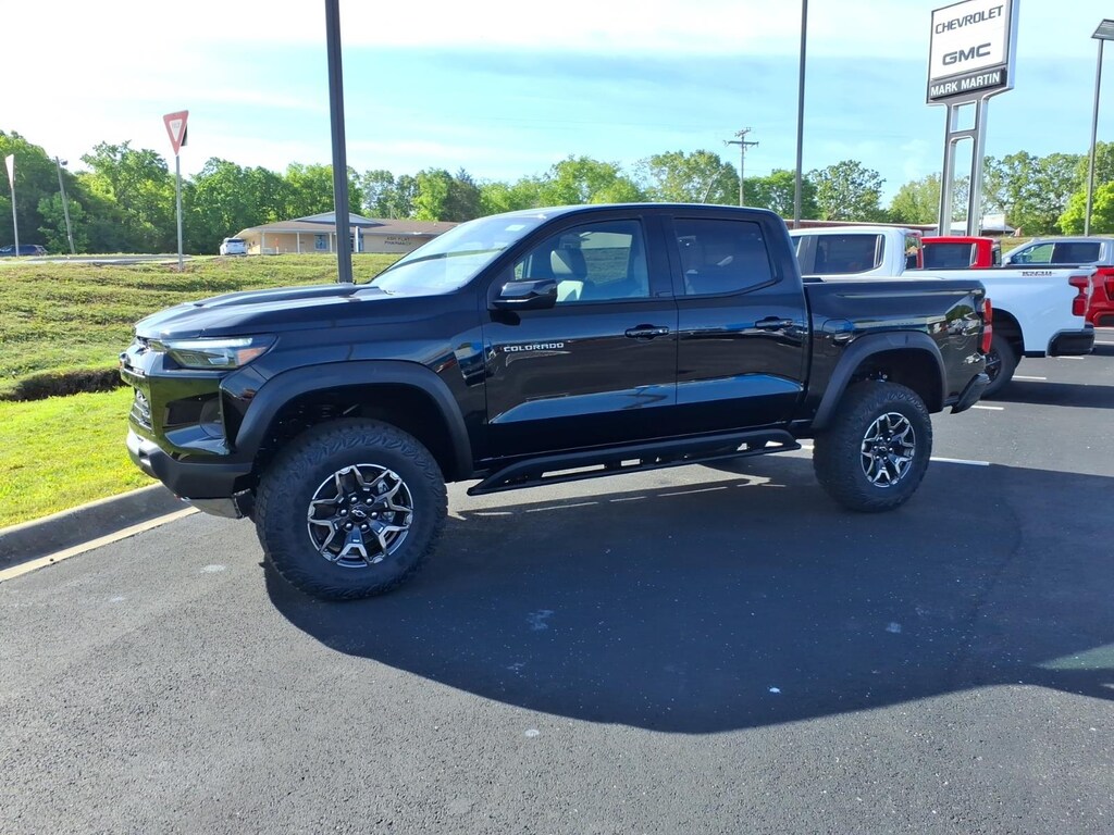 New 2026 Chevrolet Colorado ZR2 Truck