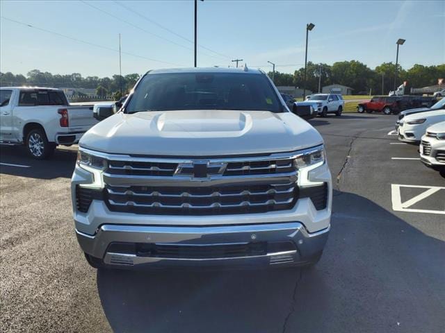 Used 2022 Chevrolet Silverado 1500 LTZ with VIN 1GCUDGED0NZ549727 for sale in Ash Flat, AR