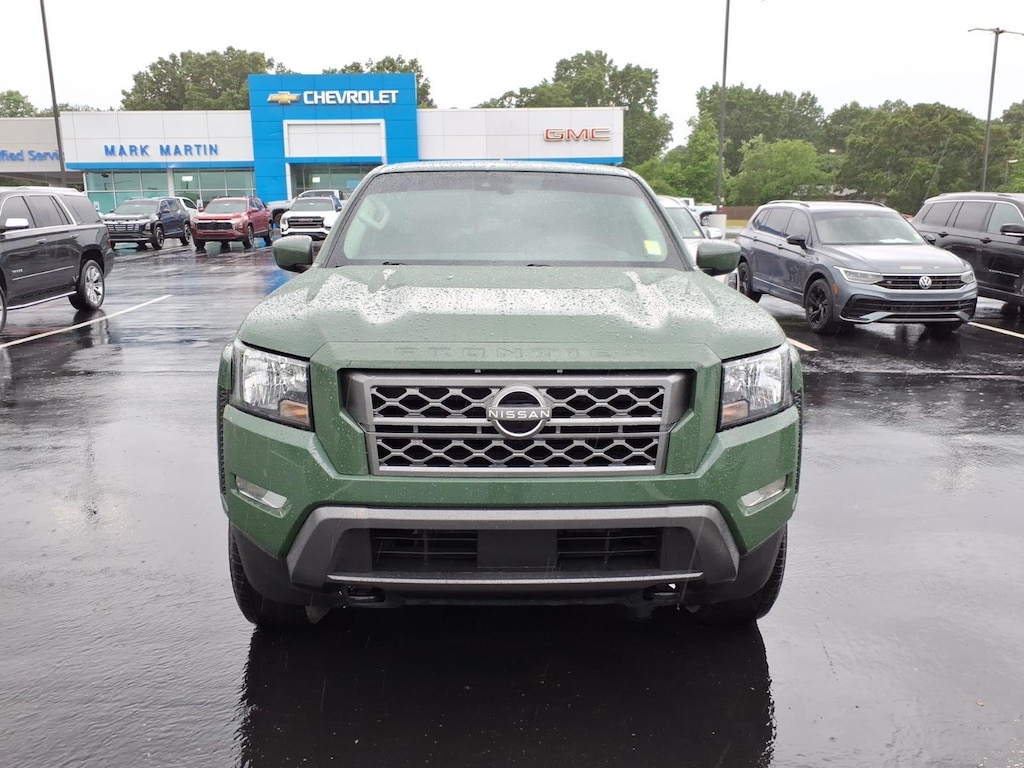 Used 2023 Nissan Frontier SV