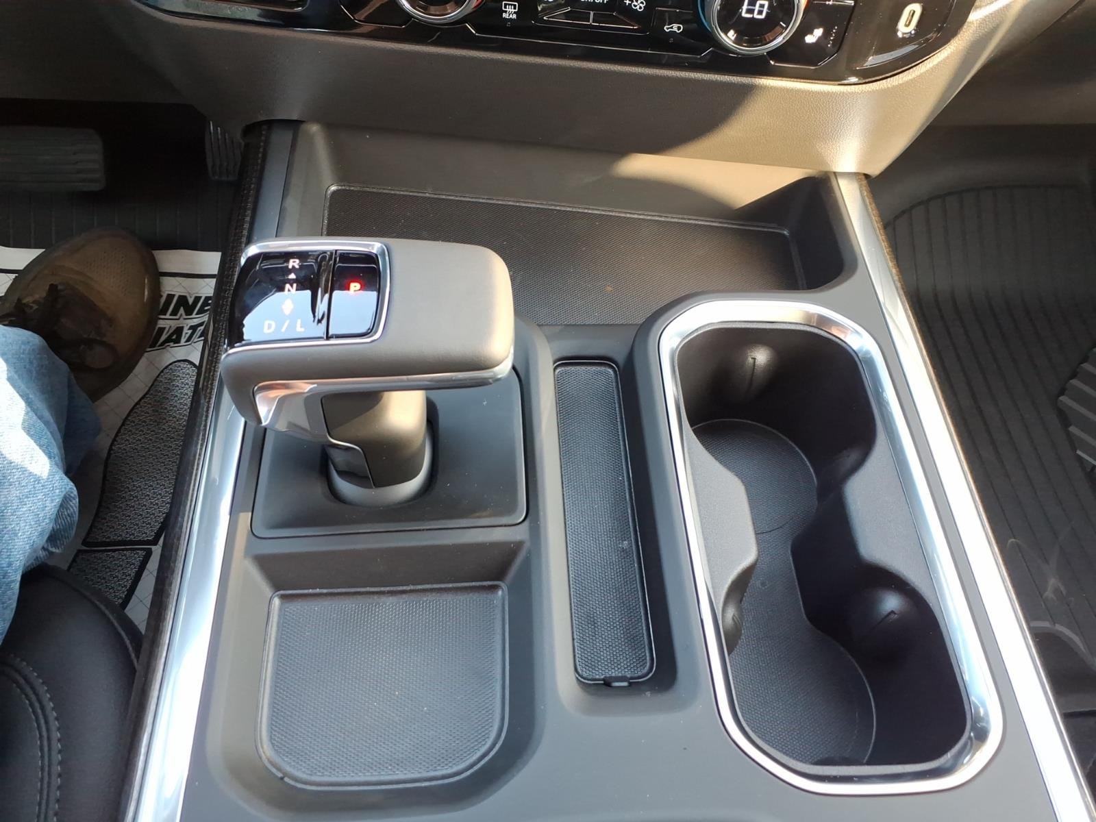 2026 Chevrolet Silverado 1500 RST - Photo 16