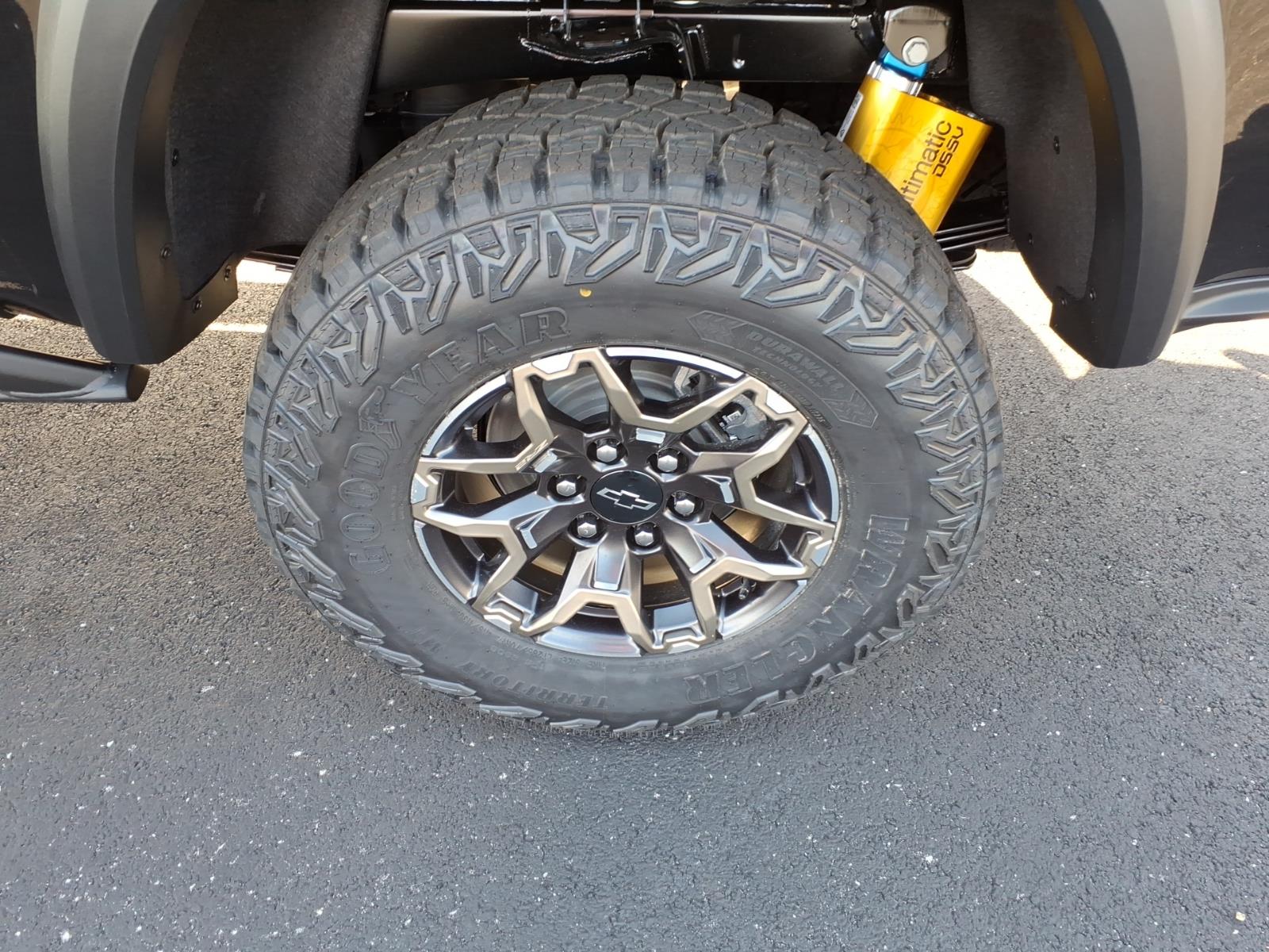 2026 Chevrolet Colorado ZR2 - Photo 7