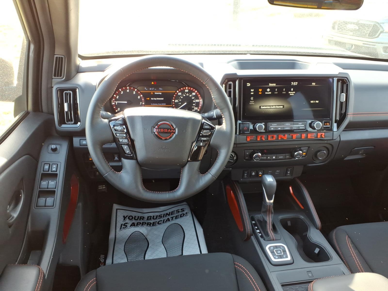 2026 Nissan Frontier PRO-4X - Photo 9
