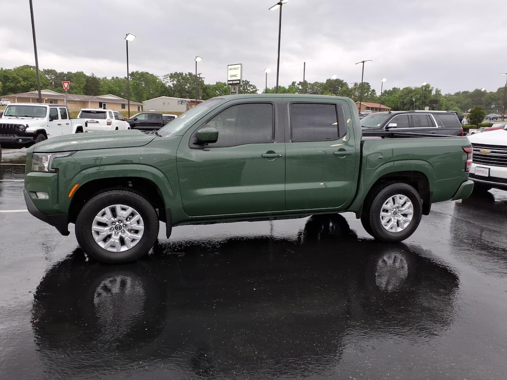 Used 2023 Nissan Frontier SV