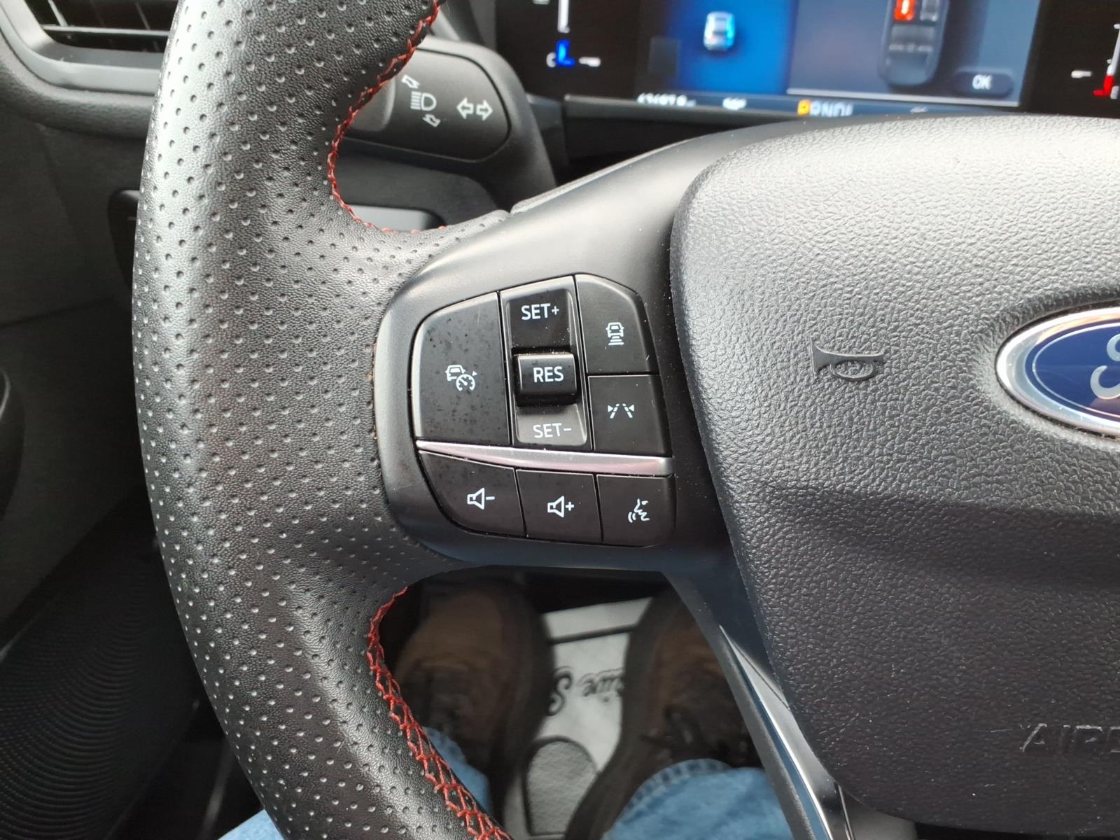 2023 Ford Escape ST-Line - Photo 19