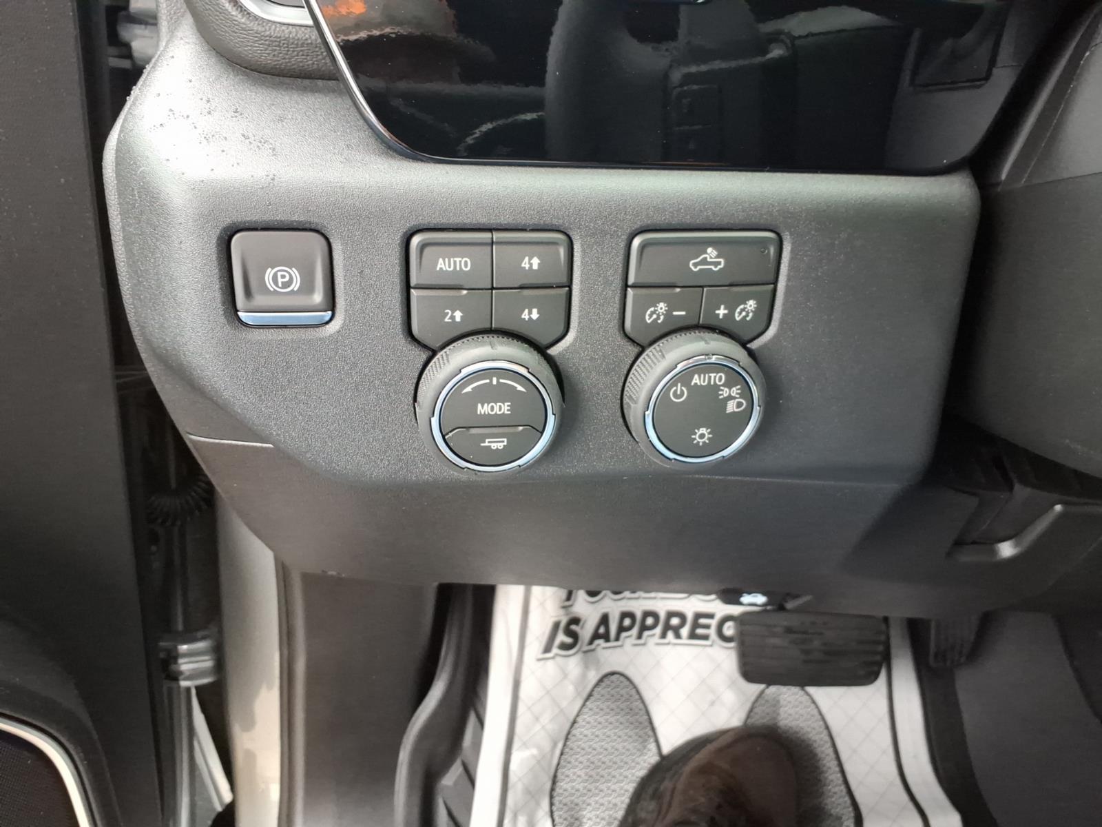 2026 Chevrolet Silverado 1500 LT - Photo 15