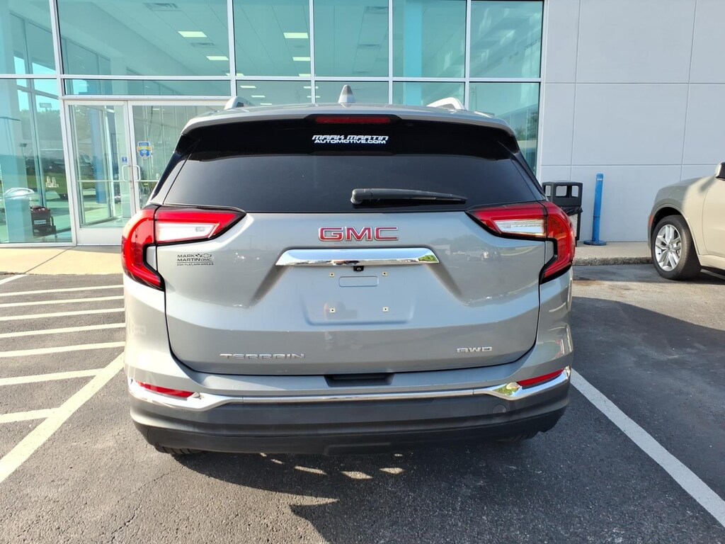 Used 2023 GMC Terrain SLT SUV