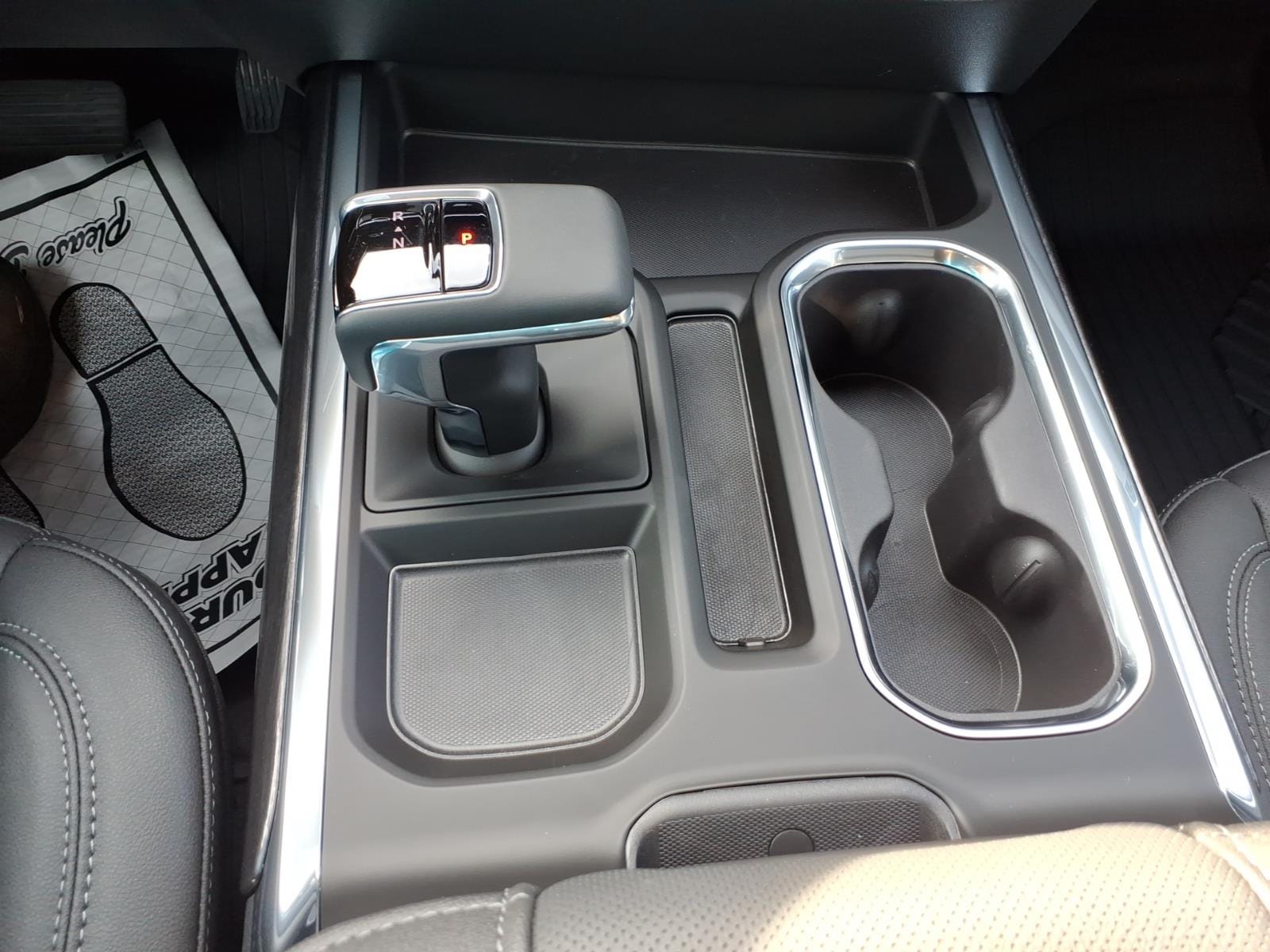 2026 Chevrolet Silverado 1500 LTZ - Photo 16