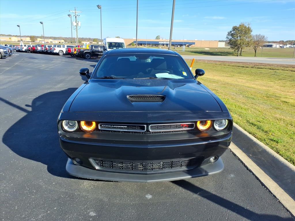 2022 Dodge Challenger R/T photo 2