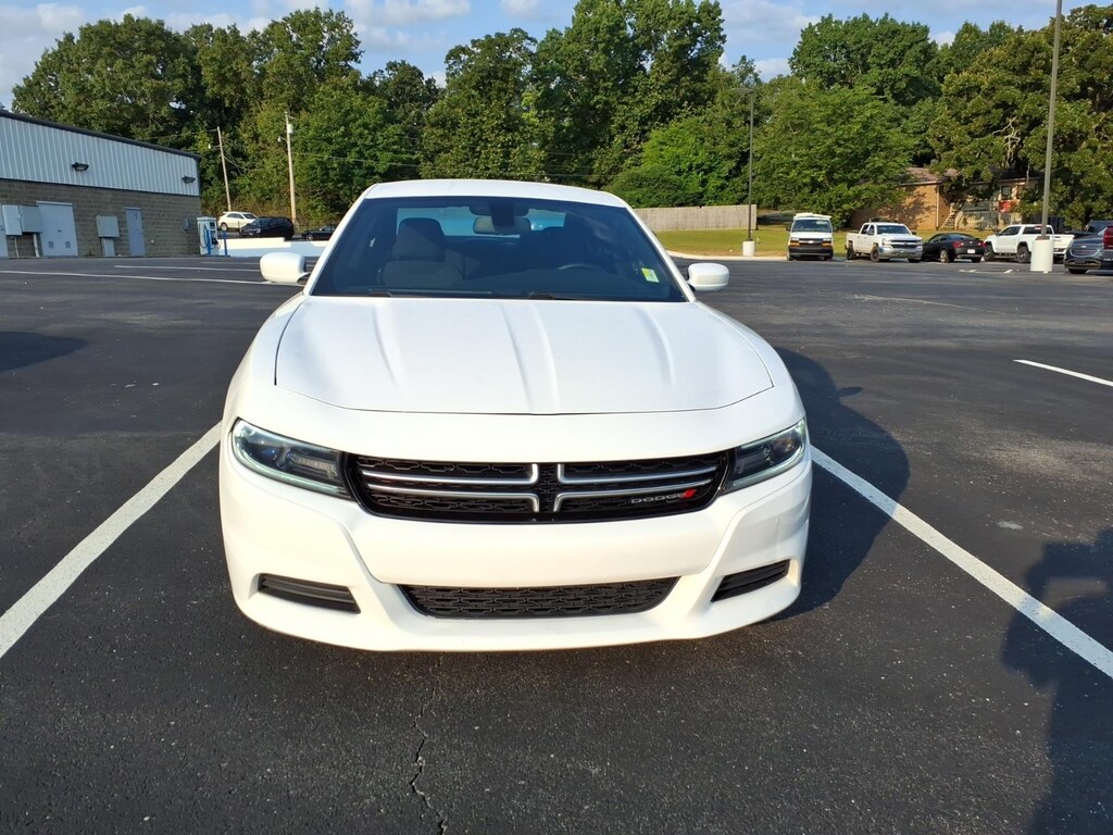 Used 2017 Dodge Charger SE