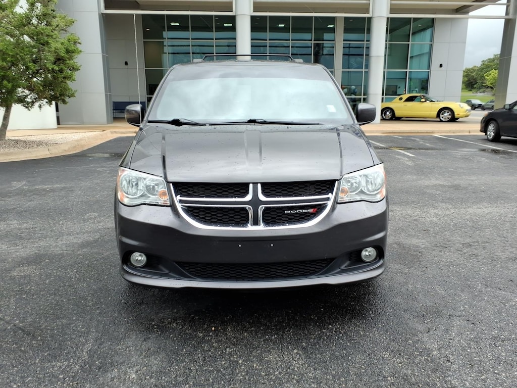 Used 2019 Dodge Grand Caravan SXT Van Passenger Van