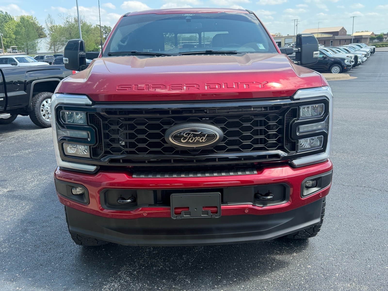Used 2025 Ford F-250 Super Duty Lariat with VIN 1FT8W2BT1SED27517 for sale in Little Rock