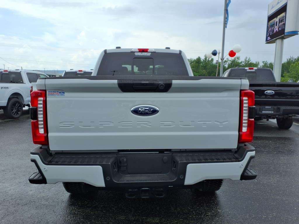 2025 Ford F-350 XL photo 4
