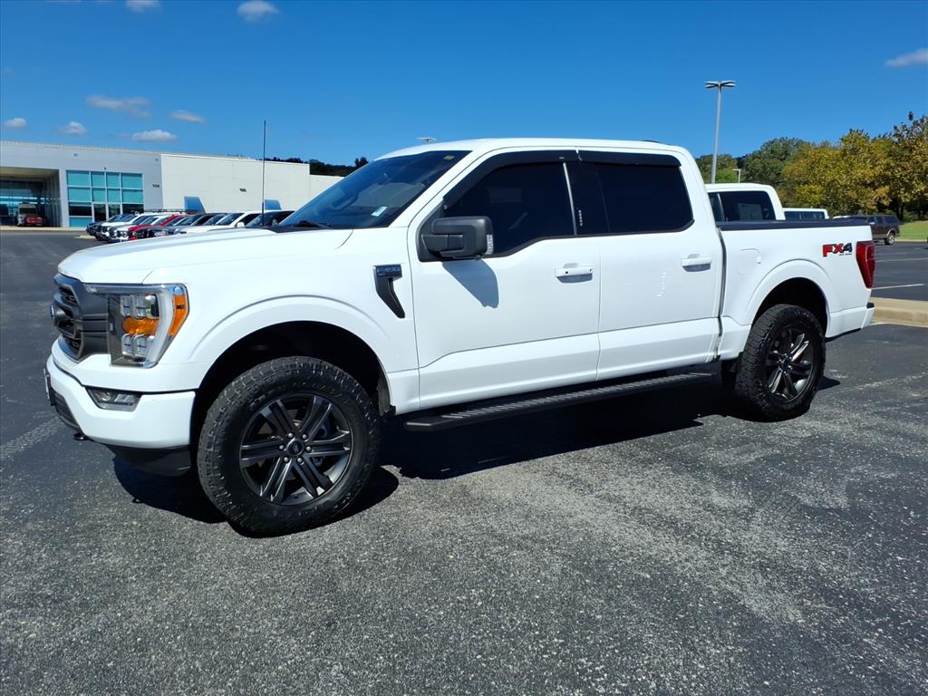 2022 Ford F-150 XLT photo 3