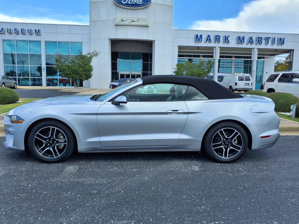 2019 Ford Mustang EcoBoost Convertible photo 3