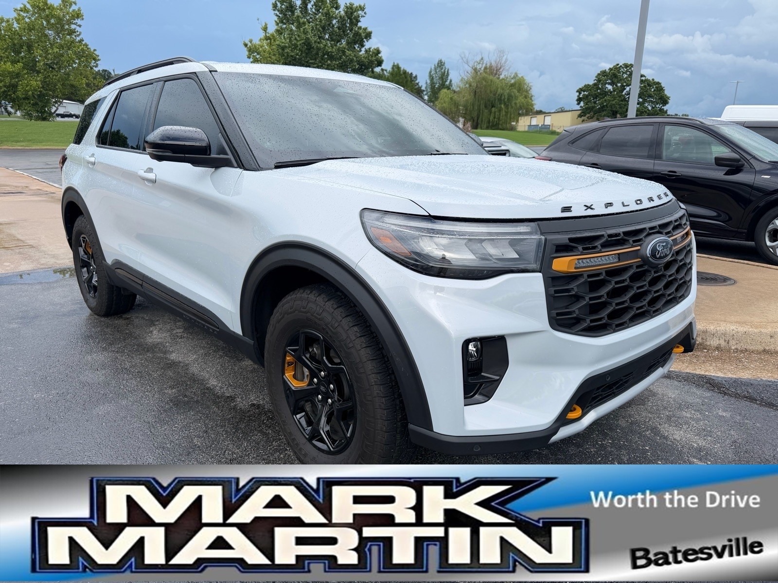 2026 Ford Explorer Tremor 4WD's photo