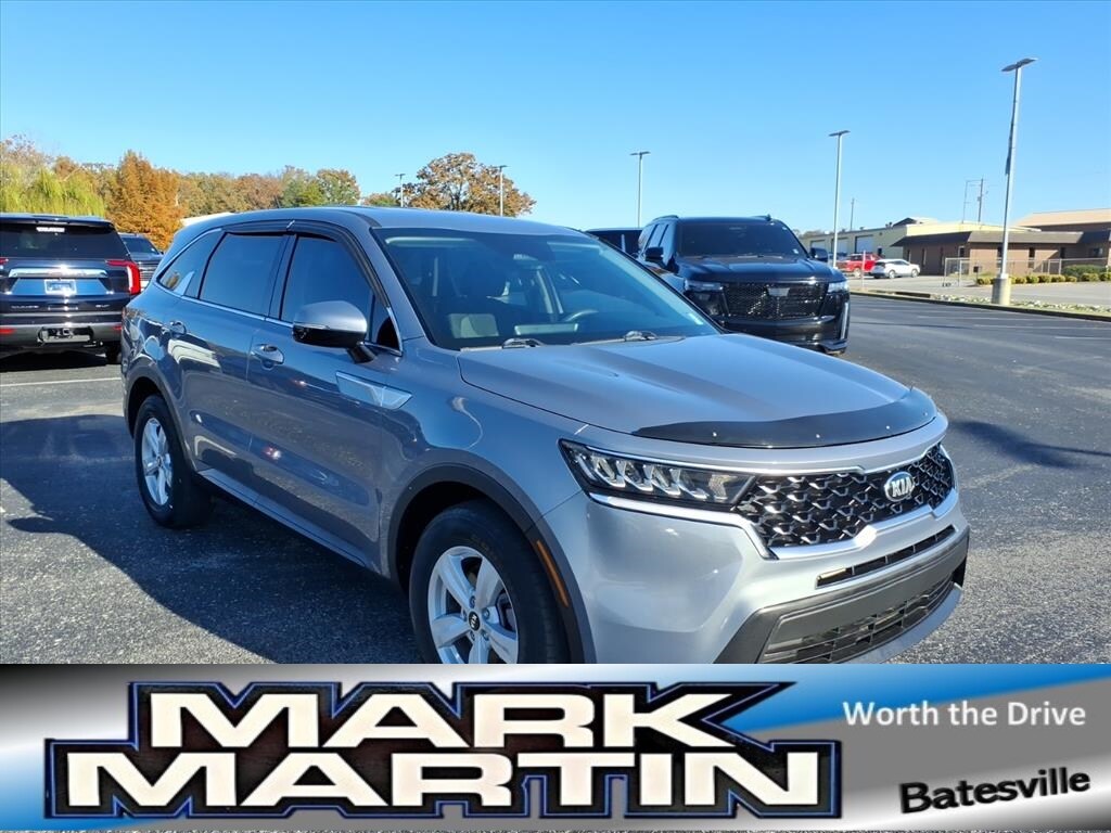 Used 2021 Kia Sorento LX SUV