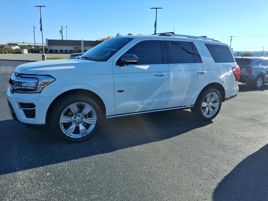 2024 Ford Expedition King Ranch photo 3
