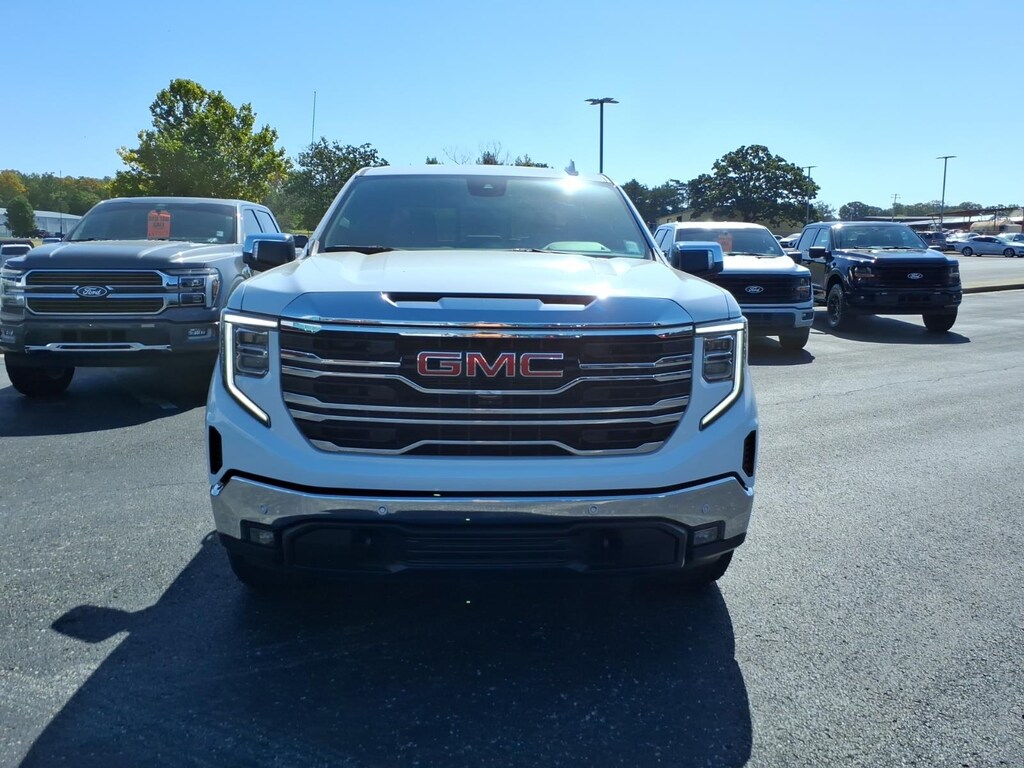 Used 2025 GMC Sierra 1500 SLT Truck Crew Cab
