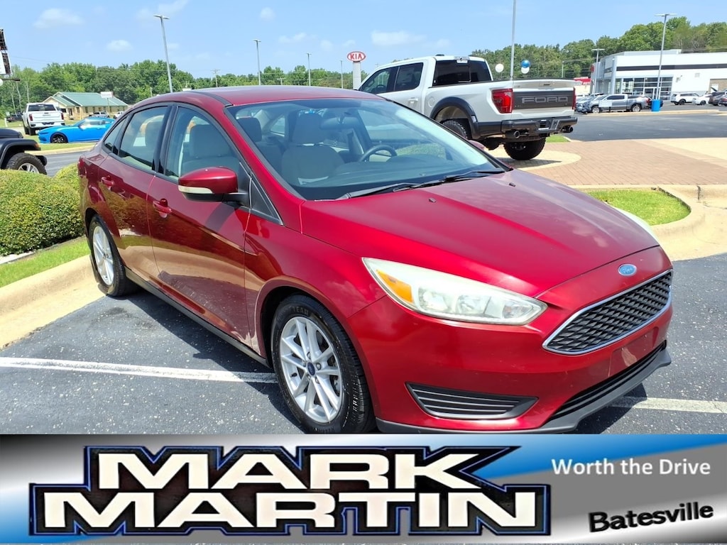 Used 2016 Ford Focus SE Sedan
