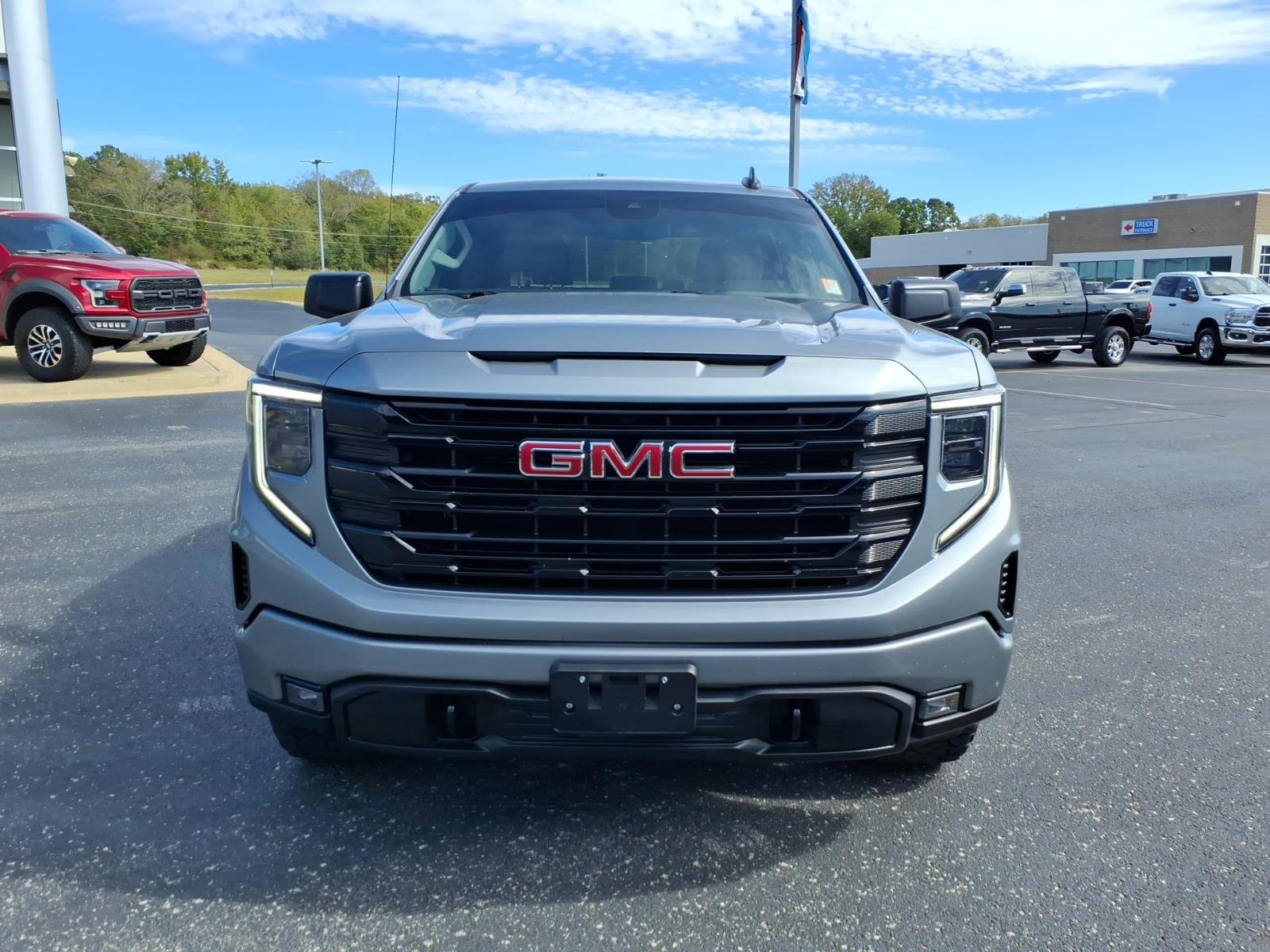 Used 2023 GMC Sierra 1500 Elevation with VIN 3GTUUCED9PG246103 for sale in Little Rock