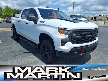 2024 Chevrolet Silverado 1500 Custom Trail Boss Truck Crew Cab