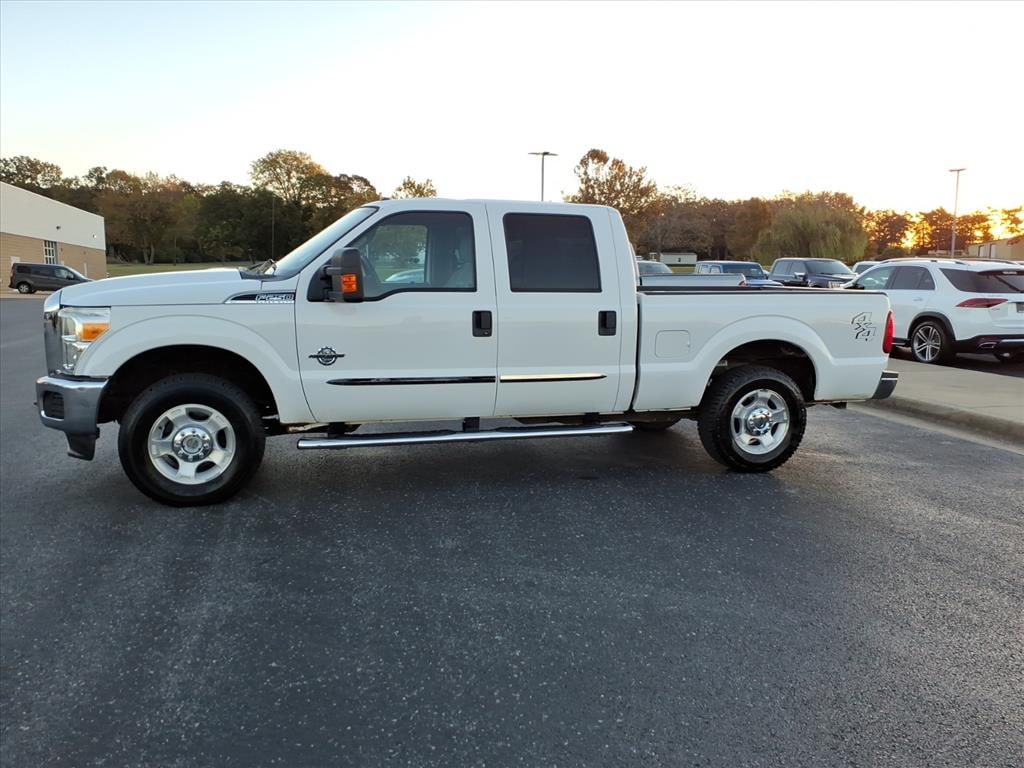 Used 2016 Ford F-250 XLT Truck Crew Cab