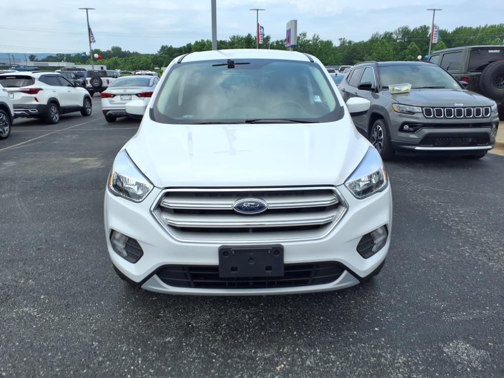 Used 2019 Ford Escape SE with VIN 1FMCU9GD8KUA37707 for sale in Batesville, AR