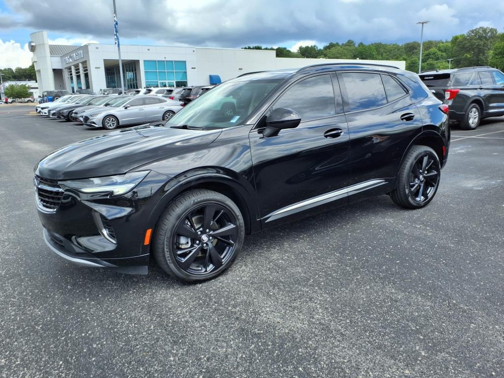 2022 Buick Envision Essence photo 3