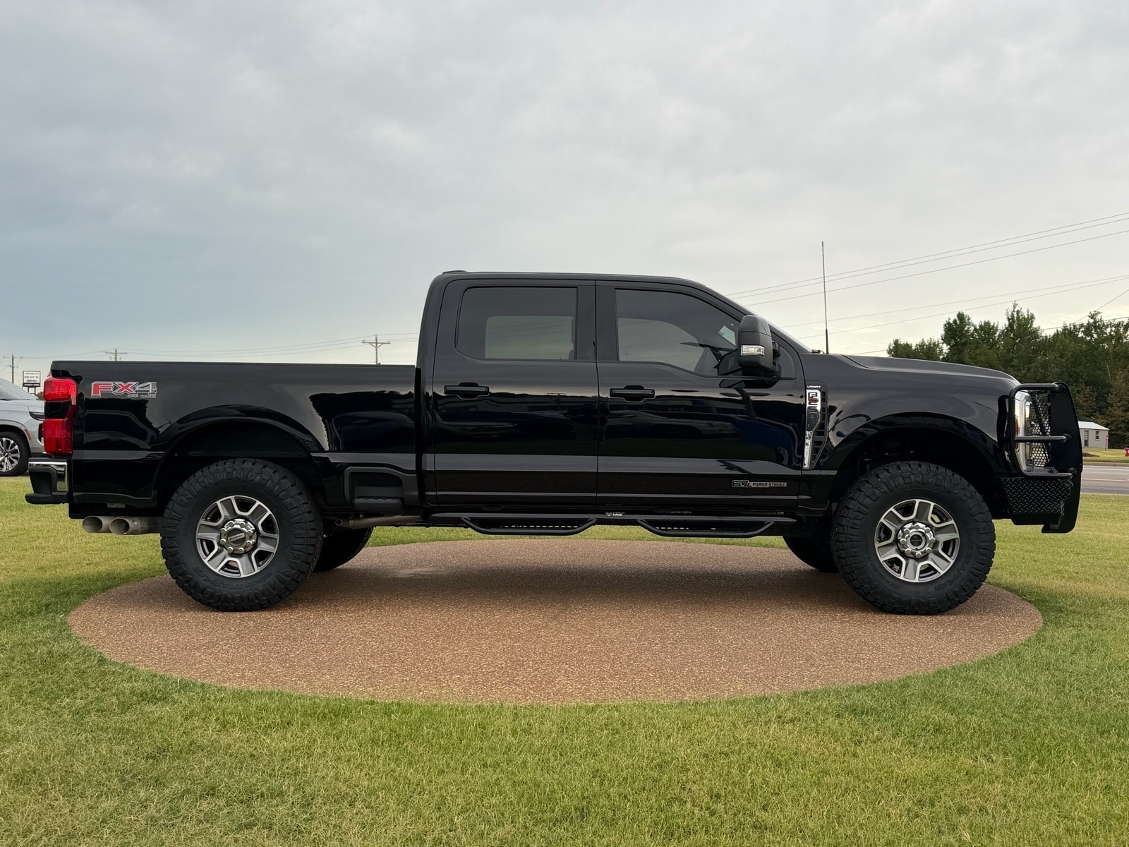 Used 2024 Ford F-250 Super Duty Lariat with VIN 1FT8W2BT2REF23217 for sale in Little Rock