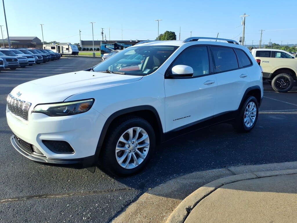Used 2021 Jeep Cherokee Latitude SUV