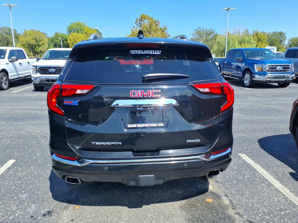 2020 Gmc Terrain Denali photo 2
