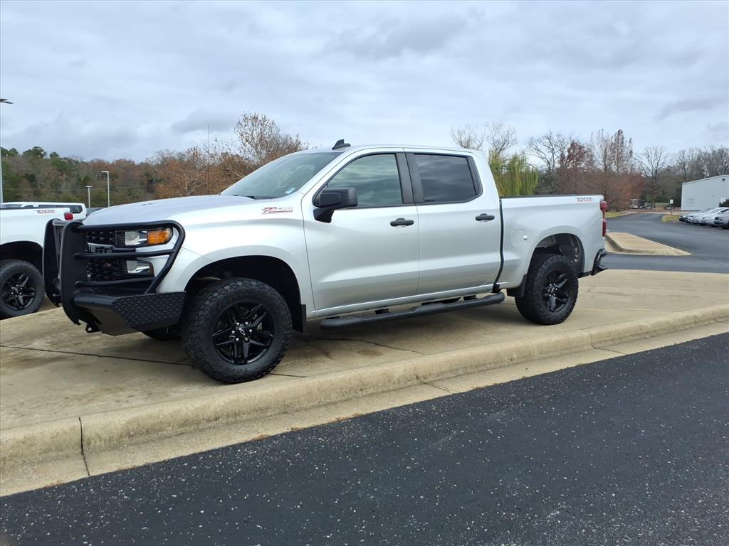 2022 Chevrolet Silverado 1500 Custom Trail Boss photo 3