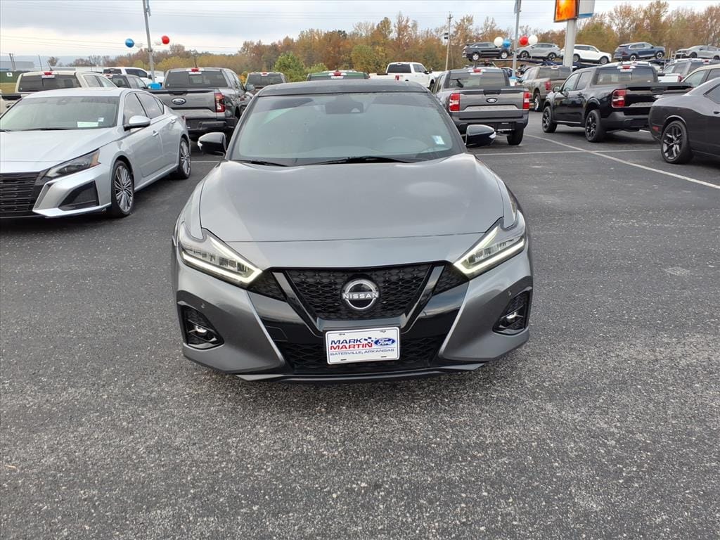 Used 2023 Nissan Maxima SR Sedan