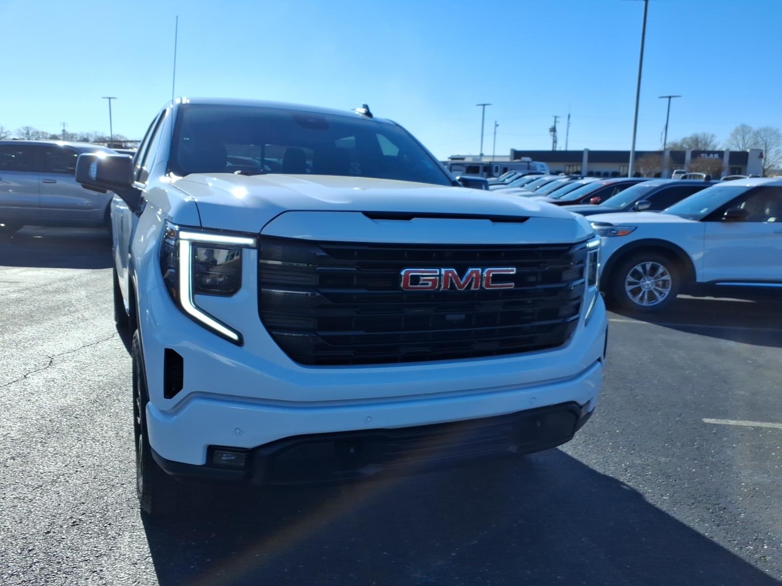 Used 2024 GMC Sierra 1500 Elevation with VIN 3GTUUCED6RG380618 for sale in Little Rock