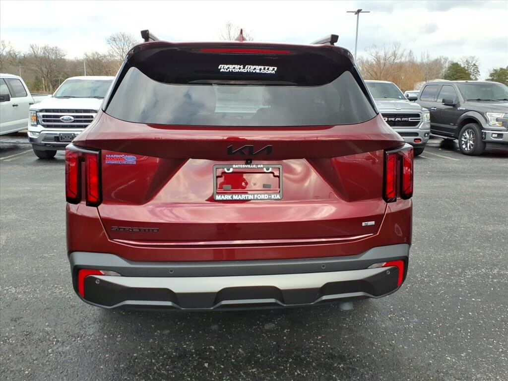 Used 2025 Kia Sorento EX SUV