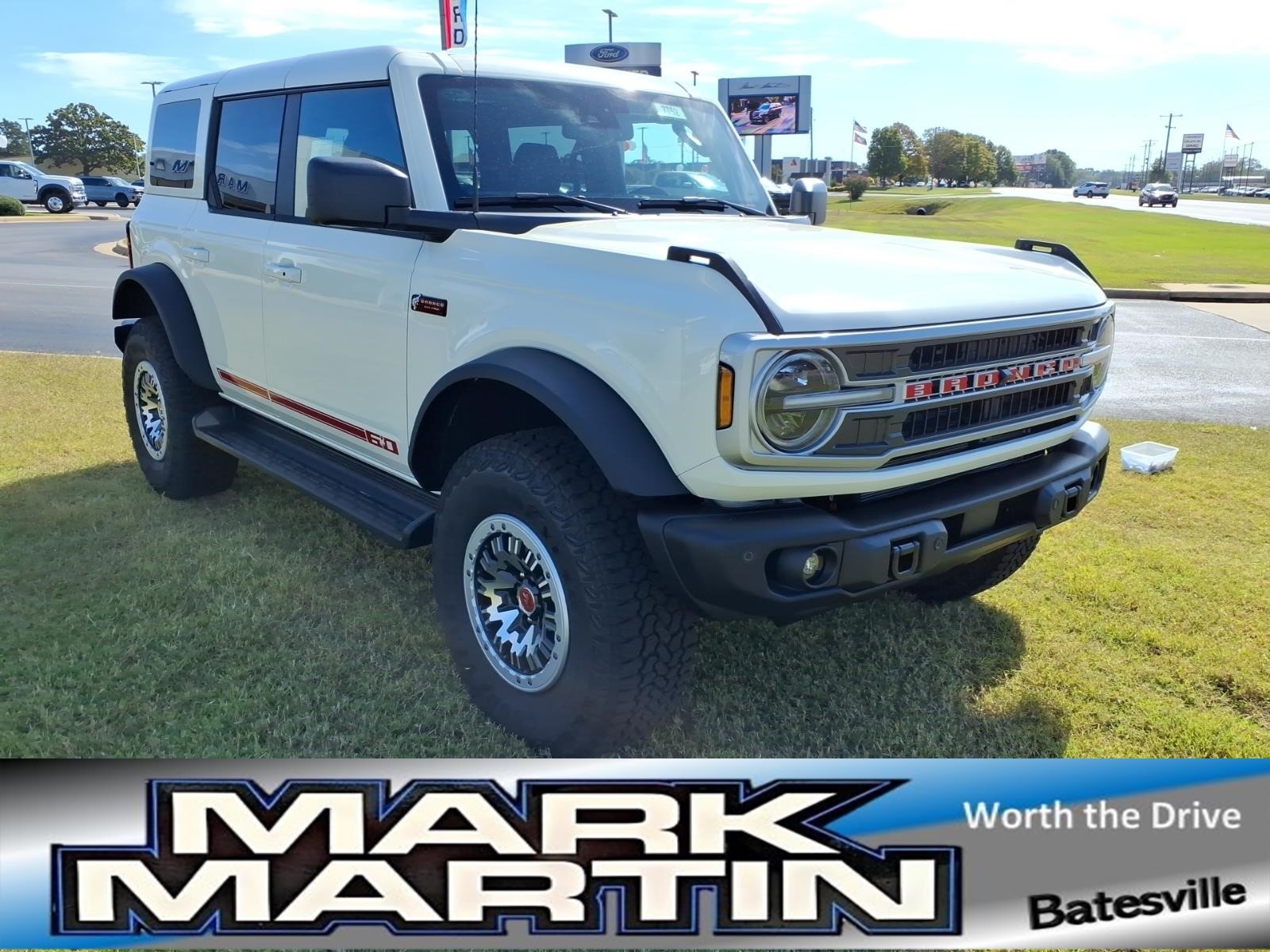 2026 Ford Bronco Outer Banks SUV