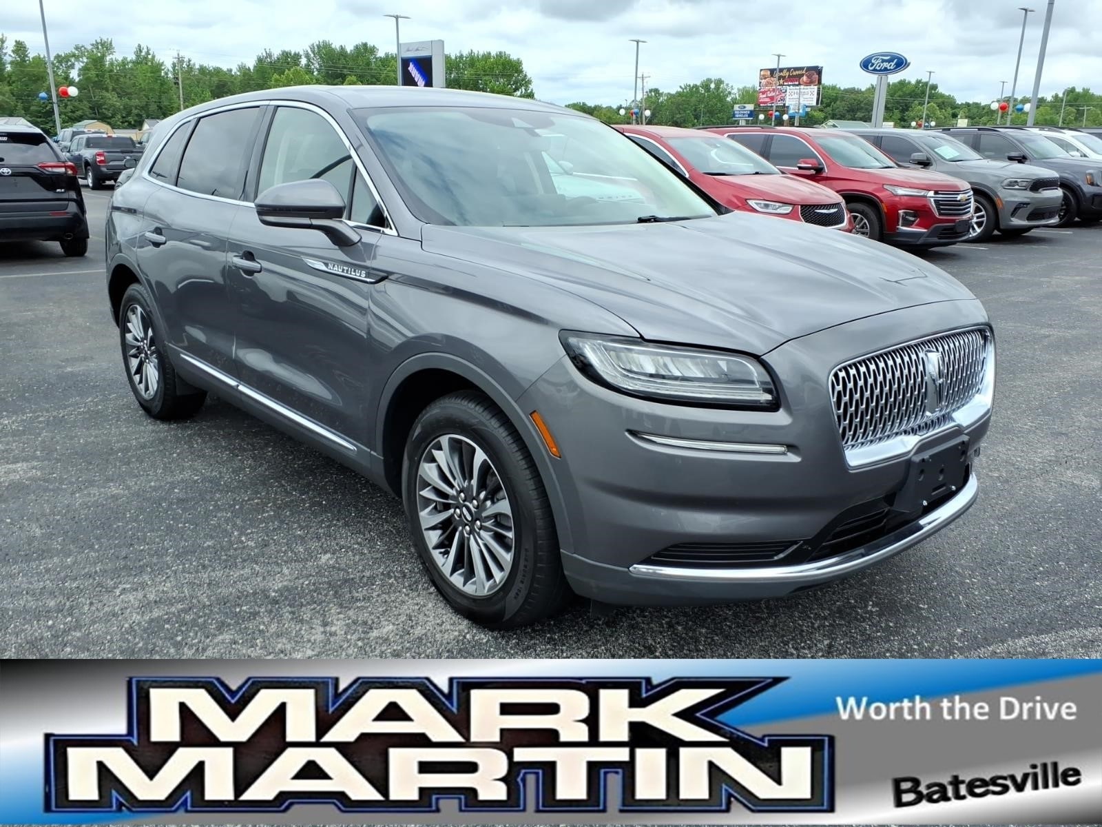 2022 Lincoln Nautilus FWD's photo
