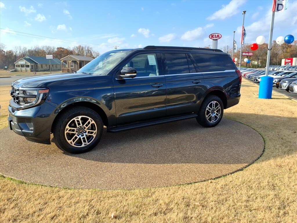 New 2025 Ford Expedition Max Active SUV