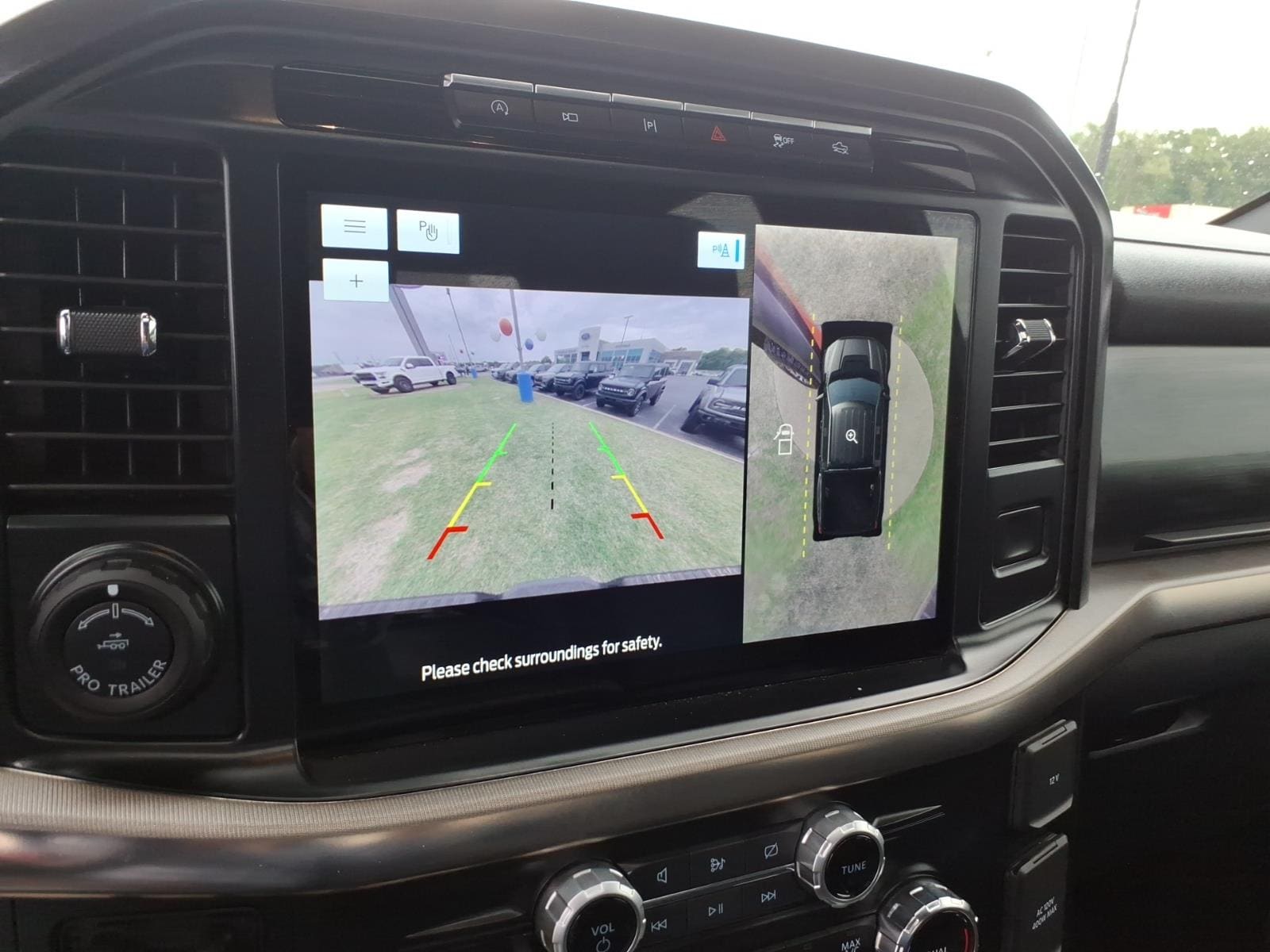 2023 Ford F-150 Raptor - Photo 16