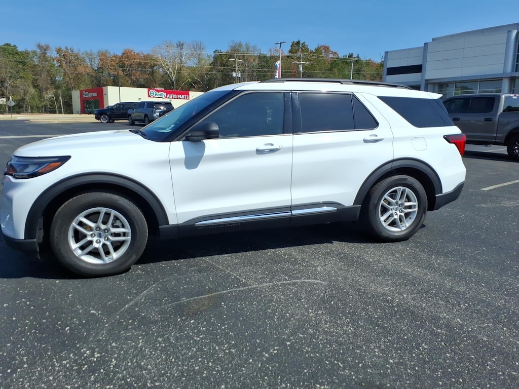 Used 2025 Ford Explorer Active SUV