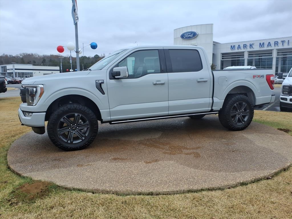 2023 Ford F-150 Lariat photo 3